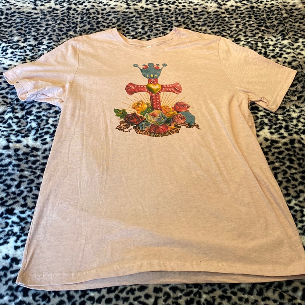 ⭐️5/$10⭐️Pink Cross Tee